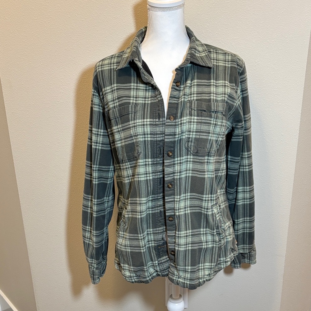 Carhartt Green and Gray Plaid Button-Down Shirt